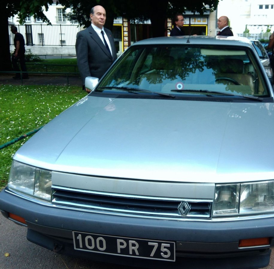 Mario Hacquard joue François Mitterrand Mario Hacquard joue François Mitterrand